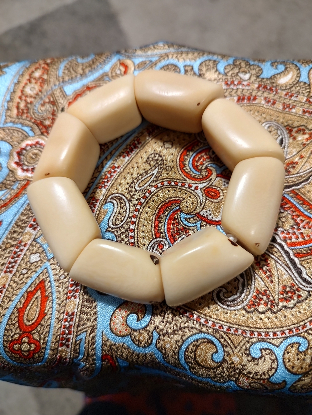 Vintage Beige Chunky Stretch Bracelet - Women Jewelry